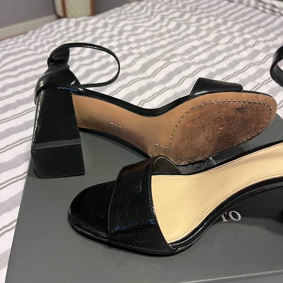 Vince Camuto black Sandals - Picture 3 of 4